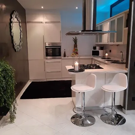 Maison *